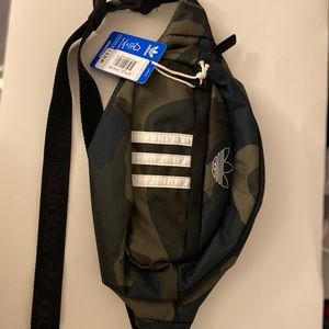 Sling bang brand new